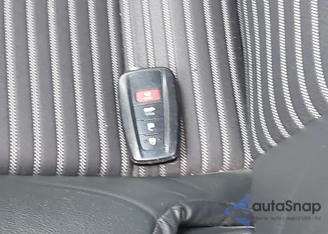 2018 Toyota Camry Se из США, поврежденный, VIN 4T1B11HK0JU613856